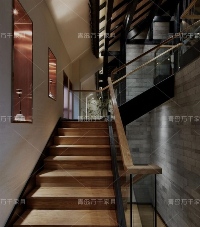  龍茶館