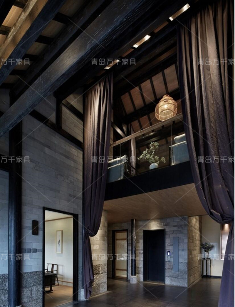  龍茶館